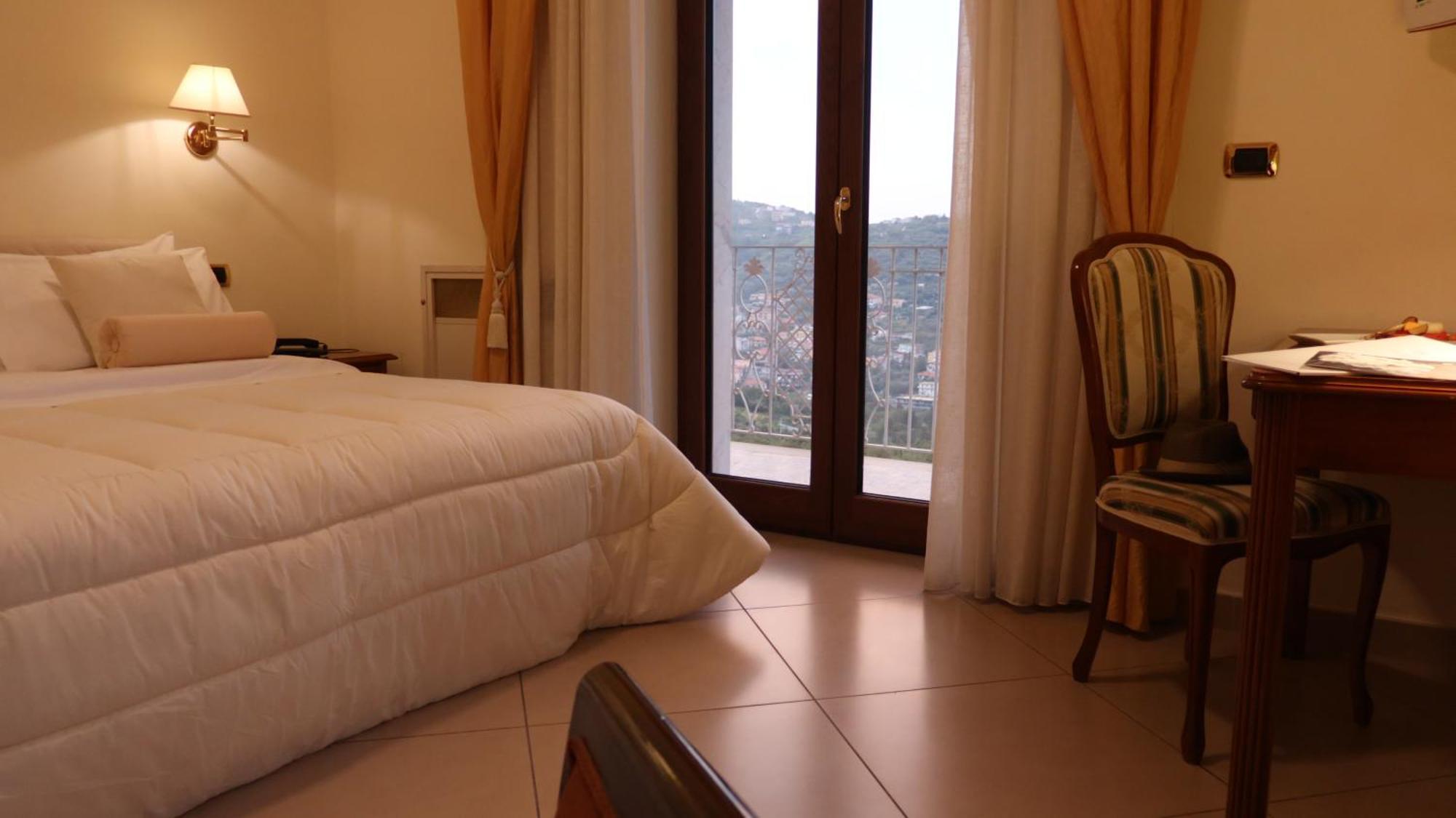 Resort Sant'Angelo&SPA Pimonte Exterior foto