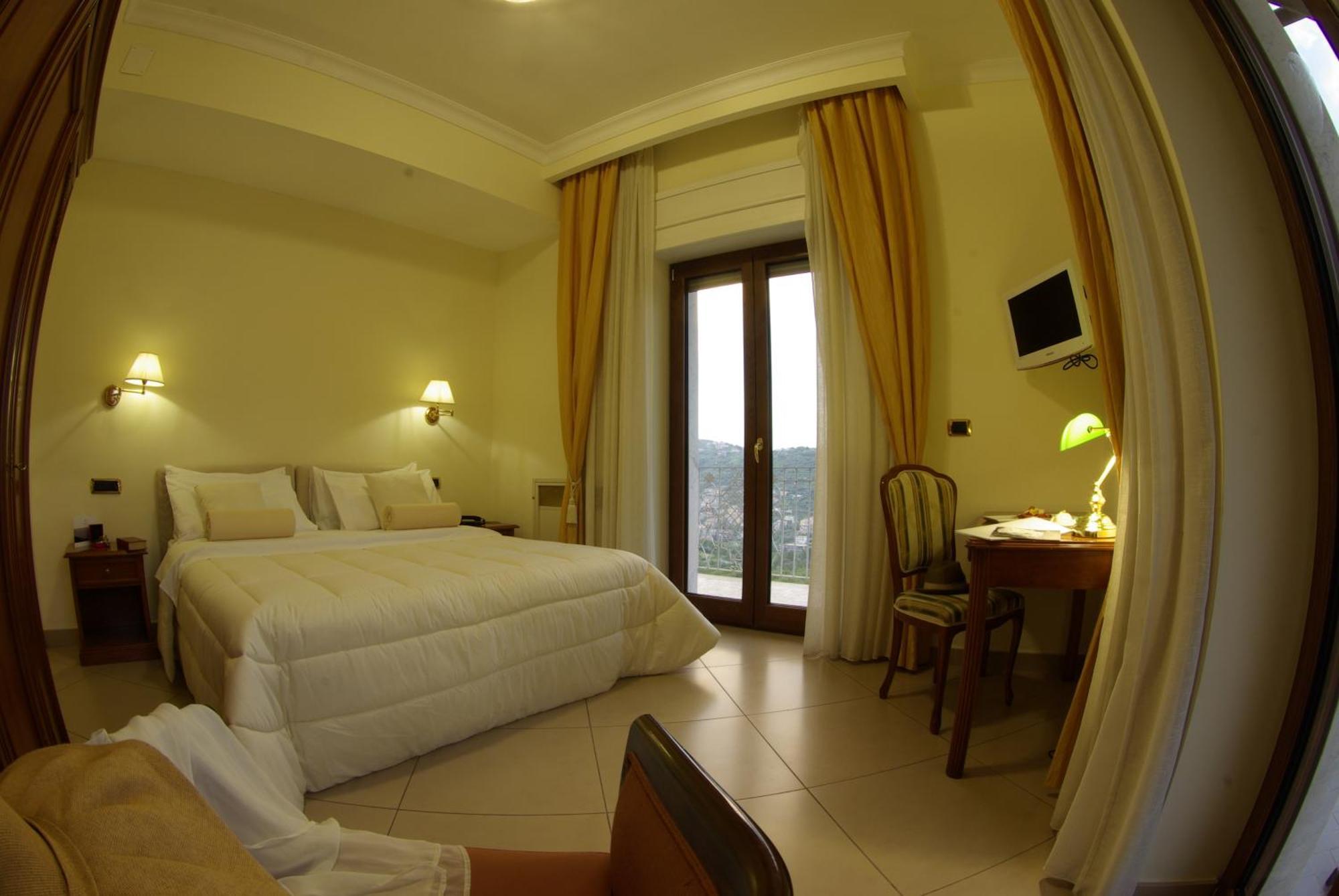Resort Sant'Angelo&SPA Pimonte Exterior foto